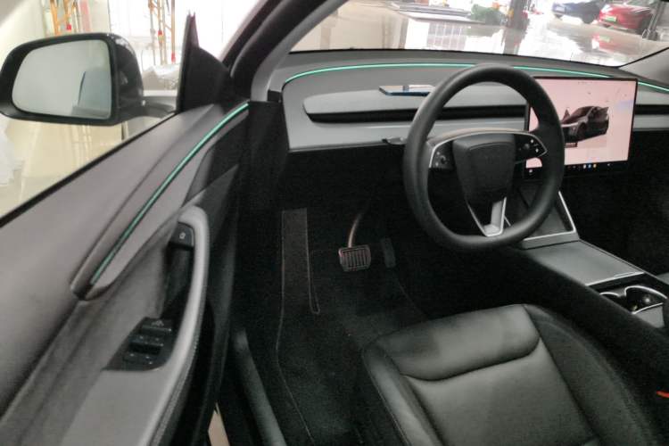 Used Tesla Model Y 2026 Facelifted Long-Range Rear-Drive Model