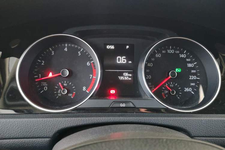 Used Volkswagen Golf 2018 1.6L Automatic Fashion Model