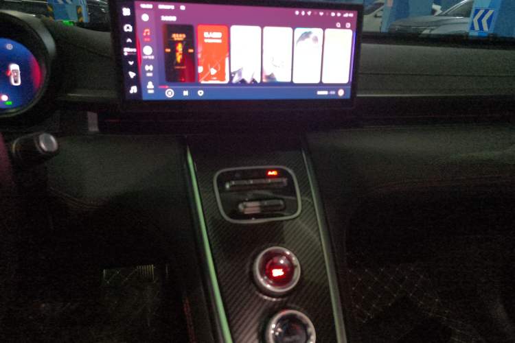 Used ORA Lightning Cat 2024 Dark Night Edition 555km Prestige Version