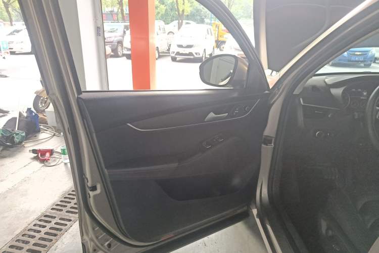 Used BORGWARD BX5 2017 20TGDI Automatic Two-Wheel Drive Pioneer Edition
