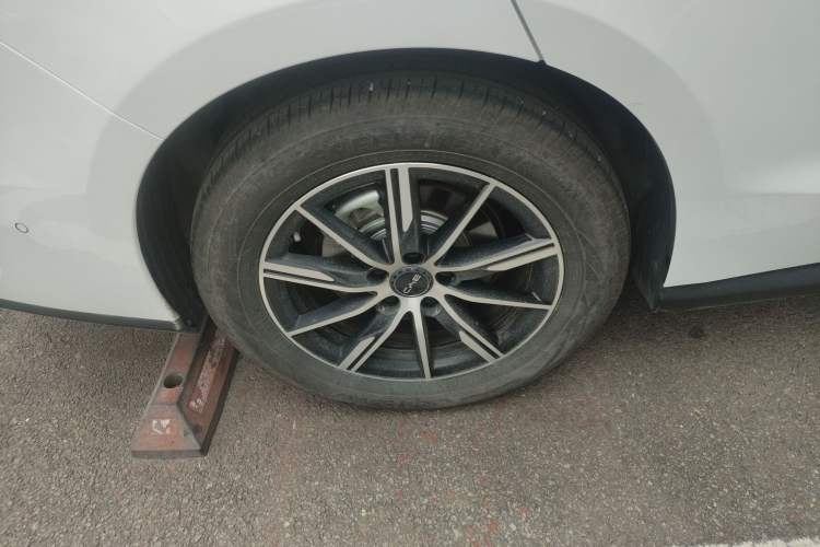 Used BYD Seal 06 New Energy 2025 DM-i Smart Drive 120KM Deluxe Model Exterior 5