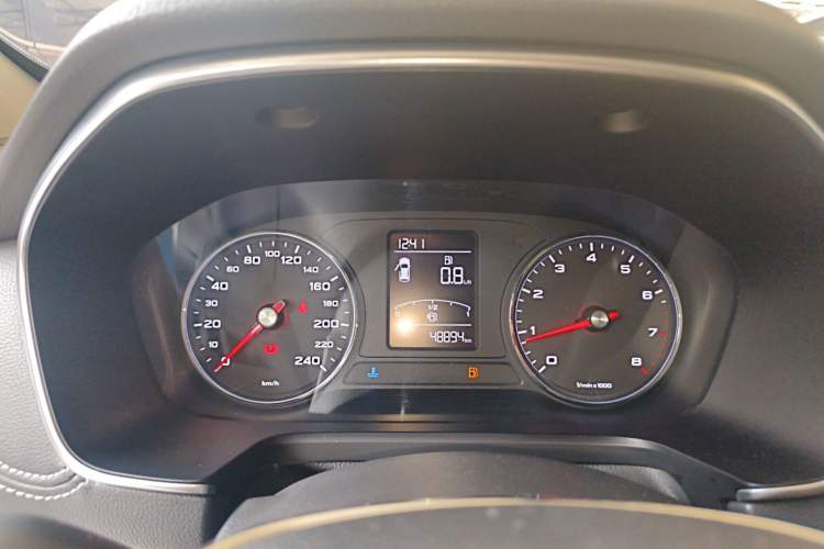 Used Roewe RX5 2016 20T Two-Wheel Drive Manual Flagship Edition
