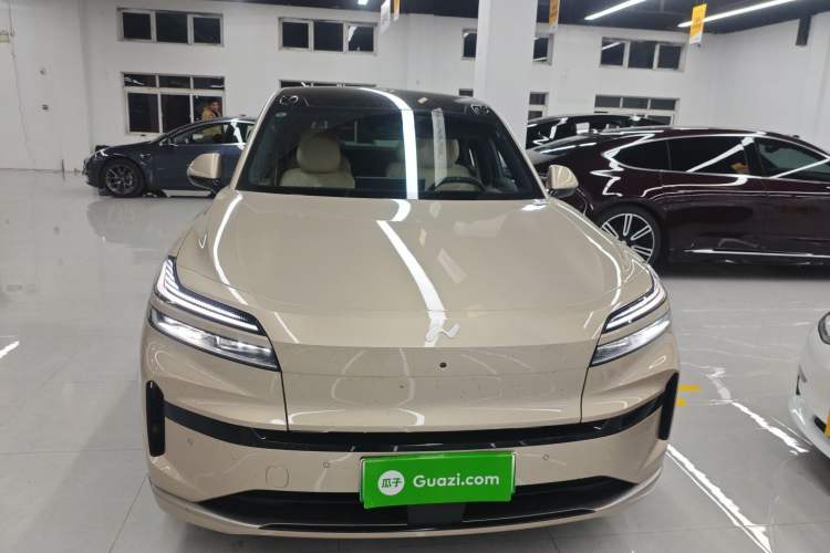 Used ONVO Luxeed L90 2025 Model—Max Six-Seater Version