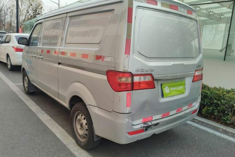 Used Jinbei Hiace X30 

