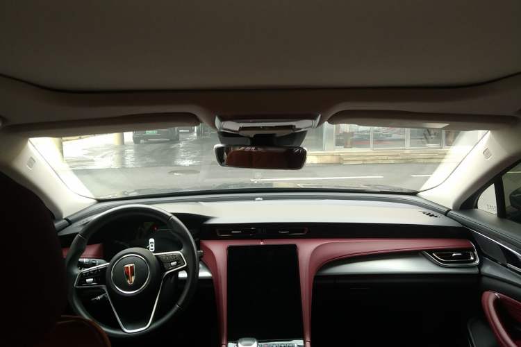 Used Hongqi H5 2024 2.0T Automatic Smart Connect Flagship Edition Headliner