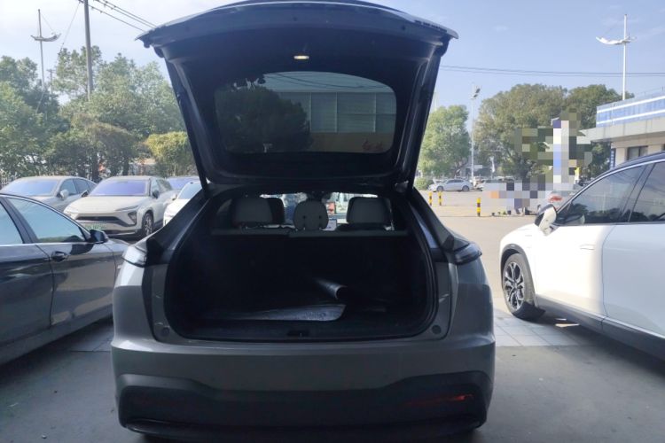 Used ONVO L60 2024 60 kWh Rear-Drive Version