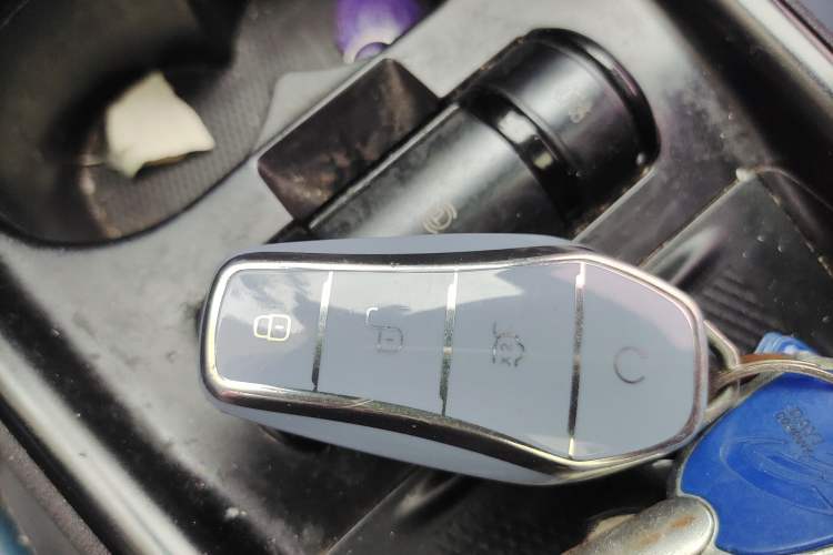 Used BYD Dolphin 2021 405 km Fashion Edition
