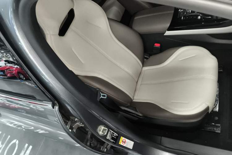 Used BYD Qin PLUS 2024 HONOR Edition DM-i 55KM Leading Model Right Front Seat