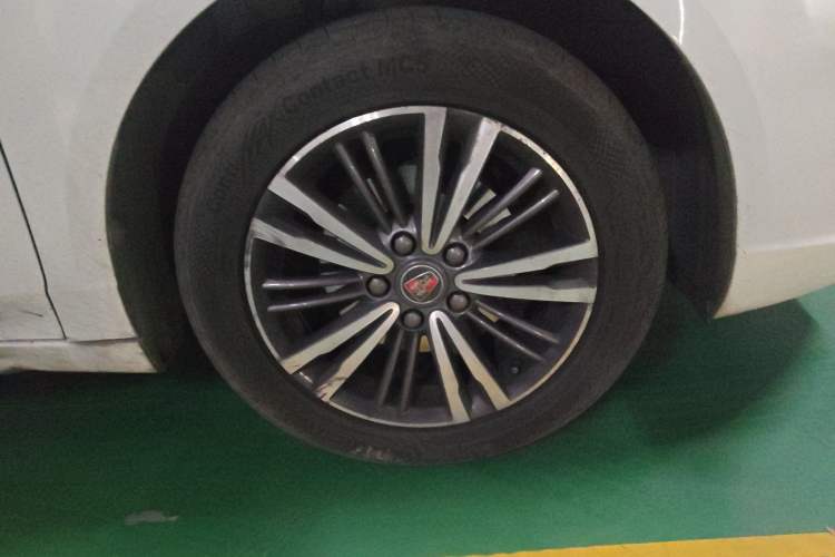 Used Roewe i5 2019 1.5L Manual 4G Connectable Langhao Edition