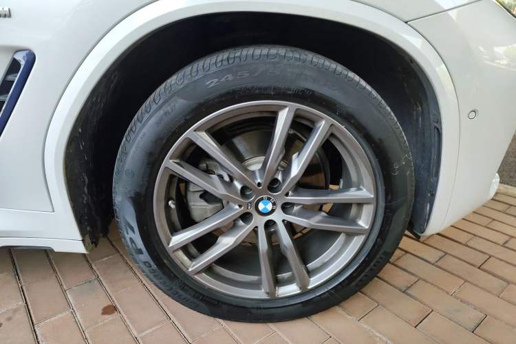 Used BMW X3 2020 xDrive28i M Sport Package Right Front Wheel Hub