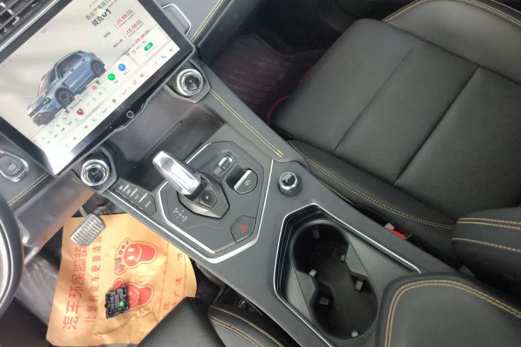 Used Lynk & Co 01 2024 2.0TD Two-Wheel Drive Global Pro Gear Lever