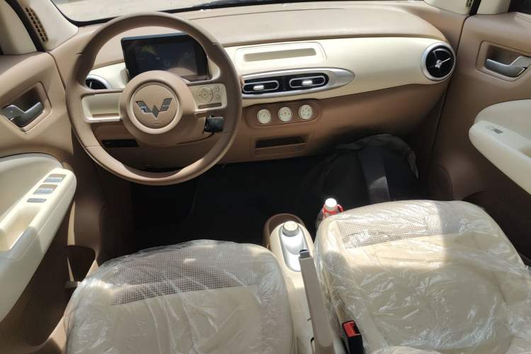 Used Wuling Hongguang MINIEV 2025 Four-Door Version Advanced Edition