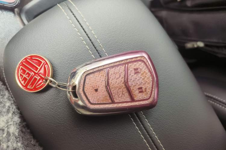 Used Cadillac XTS 2018 28T Elite Edition Vehicle Key