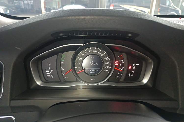 Used Volvo S60 2017 S60L T3 Smart Upgrade Edition
