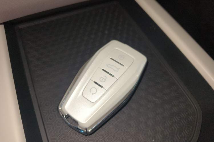 Used Geely Auto icon 2026 Model Chocolate 1.5TD Pure & Refined Edition