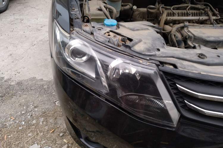 Used Zotye Z300 2012 1.5L Manual Elite Edition
