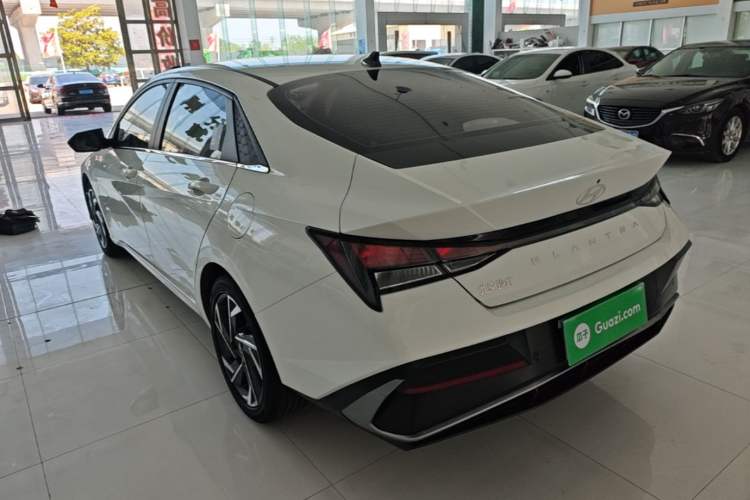 Used Hyundai Elantra 2023 1.5L CVT GLX Elite Edition Rear Left 45 Deg