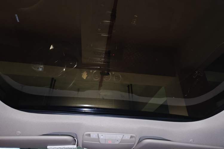 Used Mercedes-Benz E-Class 2019 E 300 L Sporty and Stylish Model