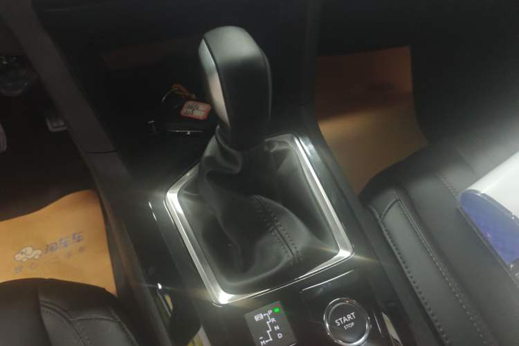 Used Peugeot 408 2024 360THP "Da Da" Edition – Romani Version Gear Lever