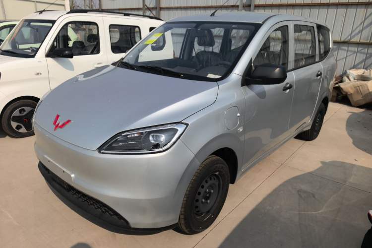 Used Wuling Hongguang New Energy 2024 All-Electric Model 300KM Standard Version