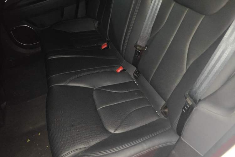 Used Geely Auto Emgrand GT 2016 2.4L Zunya Model