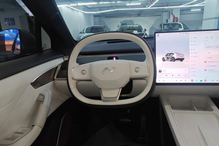 Used ONVO L60 2024 60 kWh Rear-Drive Version