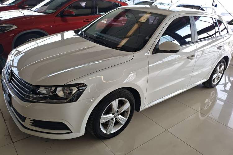 Used Volkswagen Gran Lavida 2017 1.6L Automatic Fashion Edition