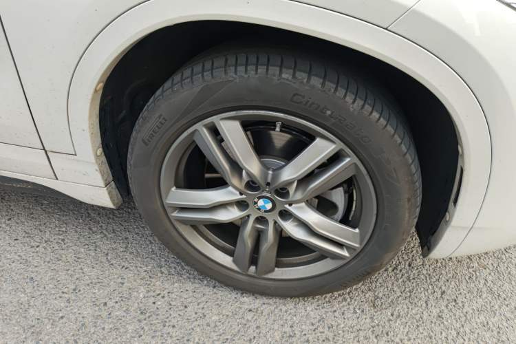 Used BMW X2 2022 sDrive25i M Sport Package Right Front Wheel Hub