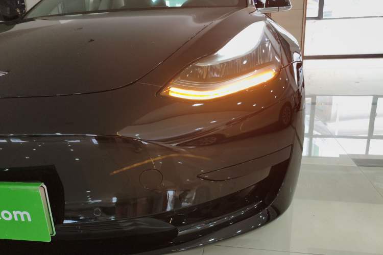 Used Tesla Model 3 2019 Standard Range Rear-Drive Upgraded Version