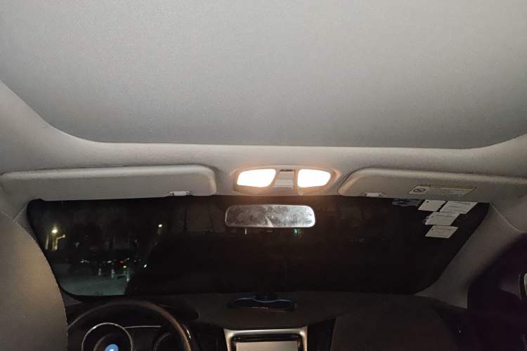 Used Hyundai Sonata 2011 2.0L Automatic Luxury Edition
