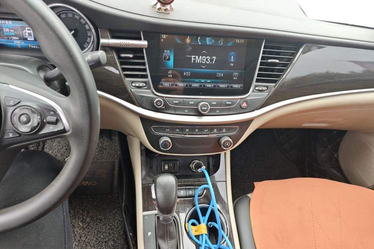 Used Buick Verano 2018 Sedan 15S Automatic Leading Model Audio And AC Panel