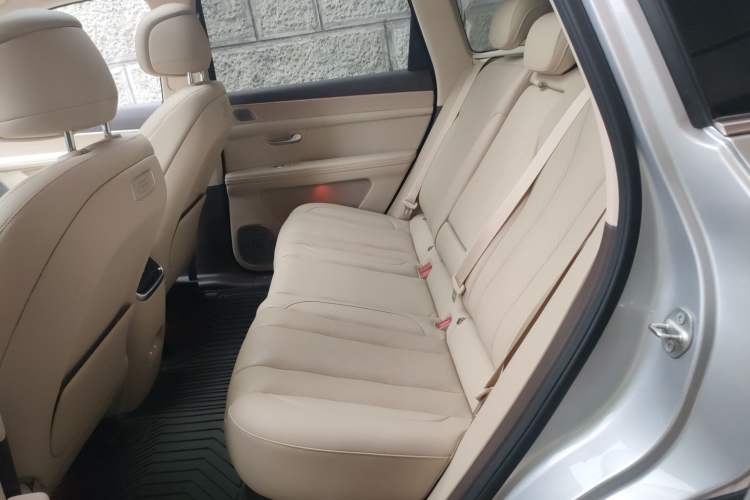 Used Hima AITO M7 2024 1.5T Intelligent Driving All-Wheel Drive Pro Version 5 Seats Ternary Lithium Battery Left Rear Seat