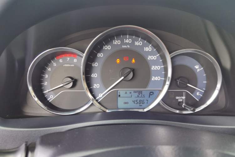 Used Toyota Levin 2017 Revised 185T CVT Elite Edition China V Standard Instrument Cluster