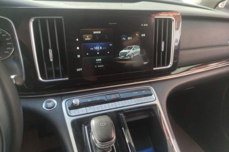 Used GAC Trumpchi M8 2021 Revised Version Lingxiu Series 390T Luxury Edition Audio And AC Panel