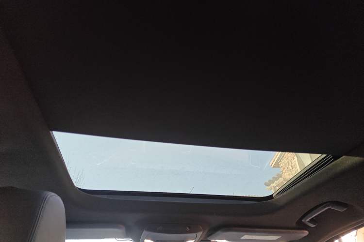 Used Ford Everest 2017 2.0T Gasoline Automatic 4x4 Luxury Edition 7 Seats