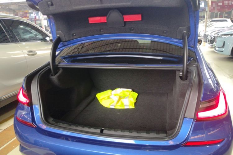 Used BMW 3 Series 2020 320Li M Sport Package Trunk