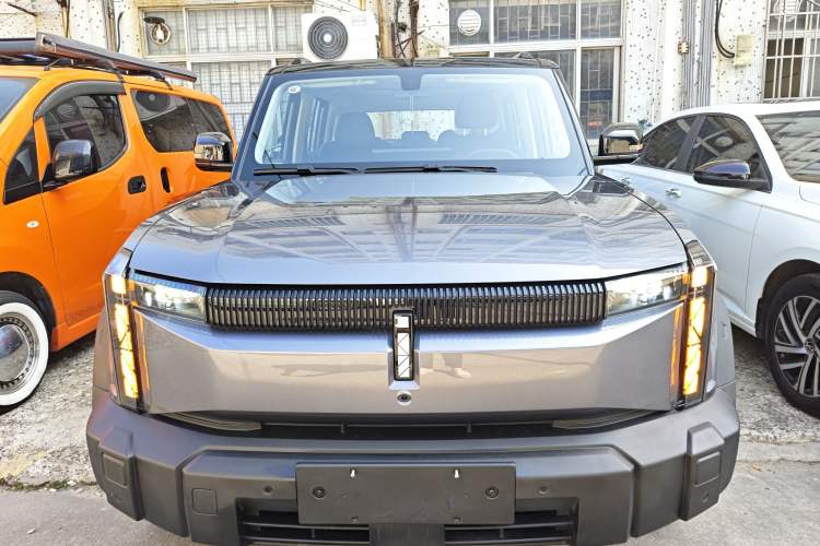 Used iCAR 03 2024 401km Two-Wheel Drive Standard Advanced Version Front