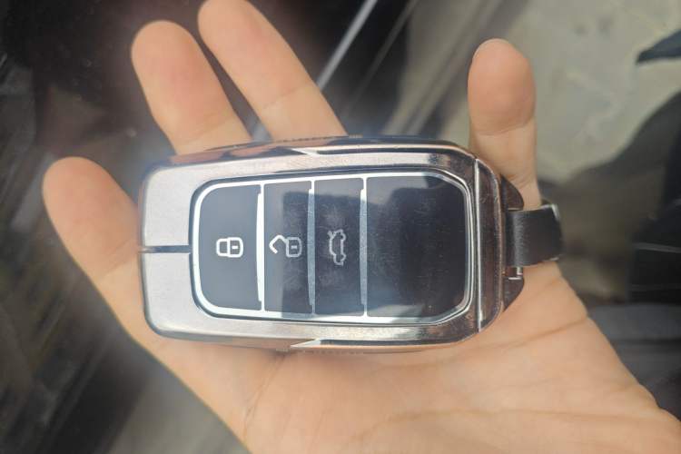 Used Toyota Crown Kluger 2024 2.5L HEV Four-Wheel Drive Premium Edition Vehicle Key