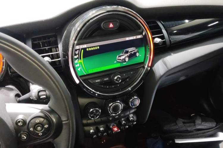 Used MINI 2019 1.5T COOPER Classic Edition Five-Door Version
