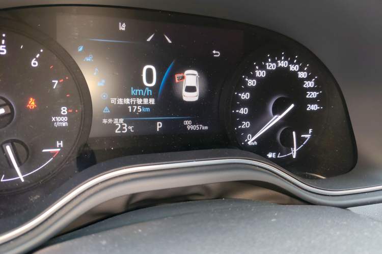 Used Toyota Avalon 2019 2.0L Luxury Edition China VI Standard
