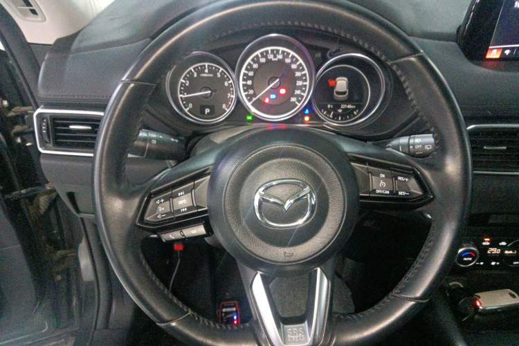 Used Mazda CX-5 2021 2.0L Automatic Two-Wheel Drive Smart Version
