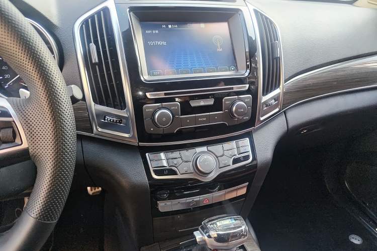 Used Haval H9 2015 2.0T Four-Wheel Drive Luxury 7-Seater
