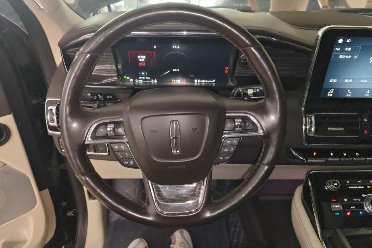 Used Lincoln Navigator 2019 3.5T Presidential Series China VI Standard