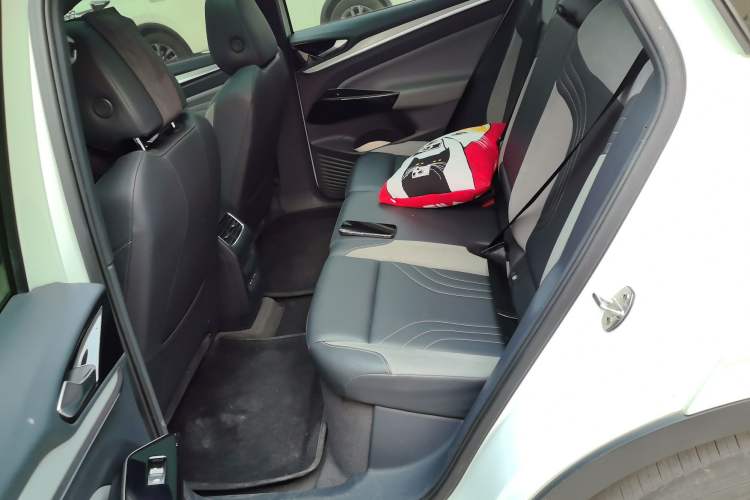 Used Volkswagen ID.4 CROZZ 2021 Yeyue First-Edition Two-Wheel-Drive Version Left Rear Seat