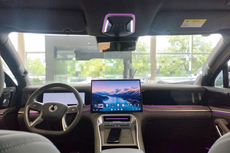 Used Denza N9 2025 Flagship Model Headliner