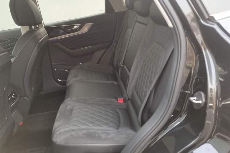 Used Hongqi HS5 2019 2.0T Smart Connect Flagship Edition
