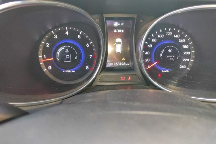 Used Hyundai Grand SantaFe 2013 3.0L 7-Seater Four-Wheel-Drive Comfort Edition
