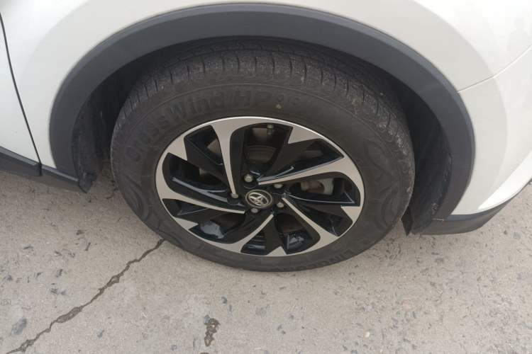 Used Toyota IZOA 2018 2.0L Yichi Version China VI Standard Right Front Wheel Hub