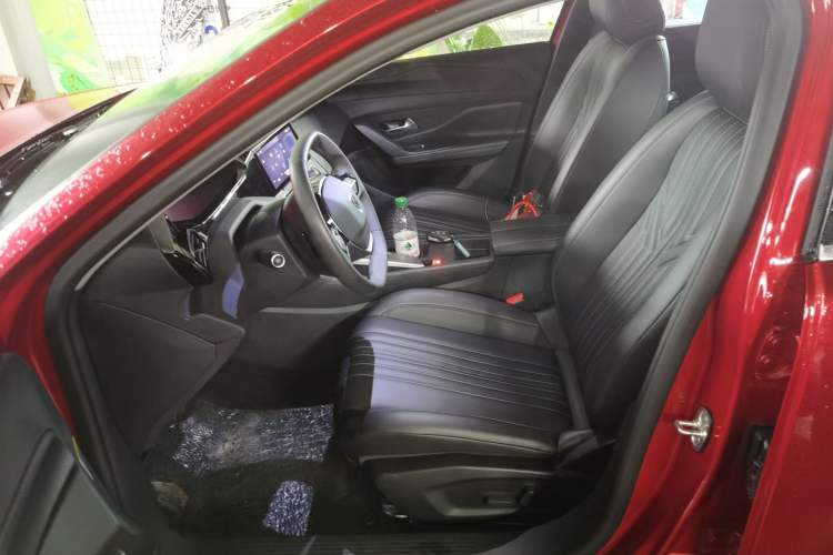 Used Peugeot 408X 2023 Gravity Edition
