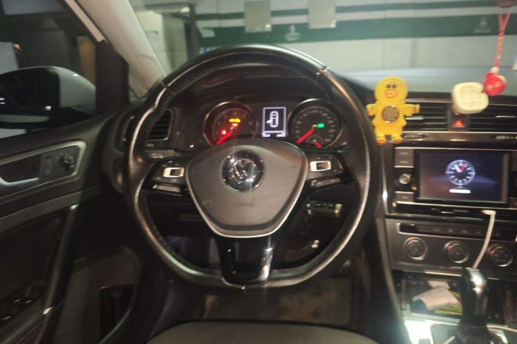 Used Volkswagen Golf 2018 230TSI Automatic Comfort Model
